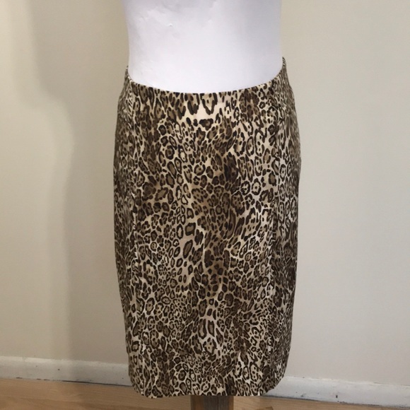 New York & Company Dresses & Skirts - 🆕NY&CO Leopard Stretch Skirt- Sz 10